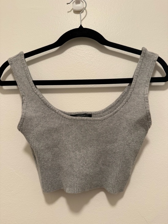 Forever 21 Tops - Gray Ribbed Cropped Tank Top Forever 21 Size Xtra Small